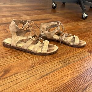 Vince Camuto sandals in good condition